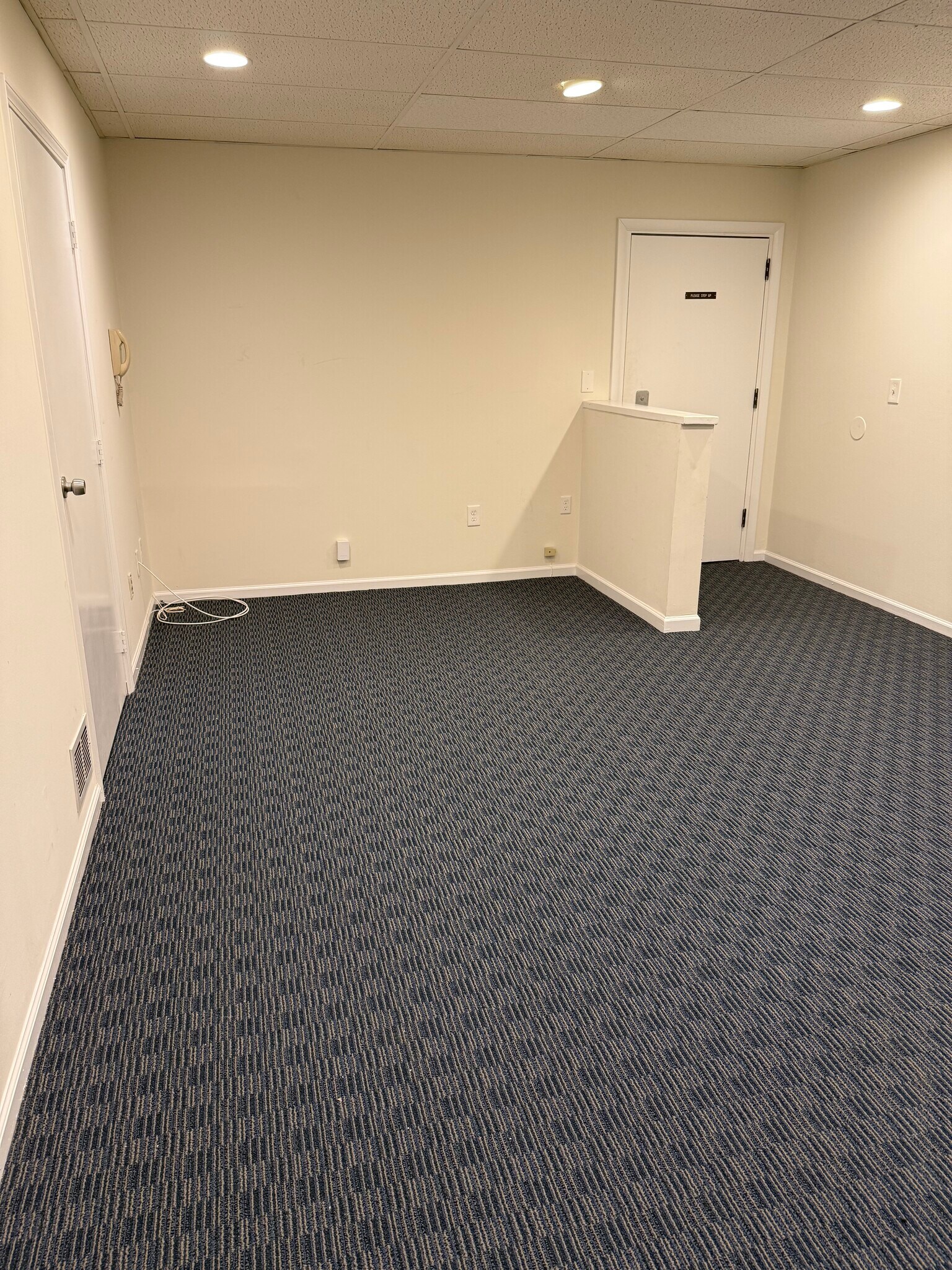 3200 Sunset Ave, Ocean, NJ for lease Interior Photo- Image 1 of 9