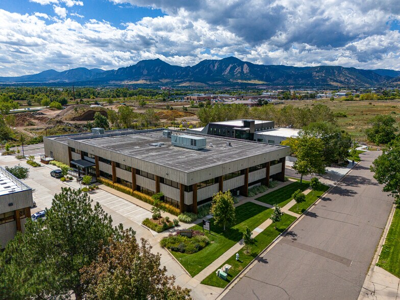 5330 Sterling Dr, Boulder, CO for lease - Building Photo - Image 2 of 8