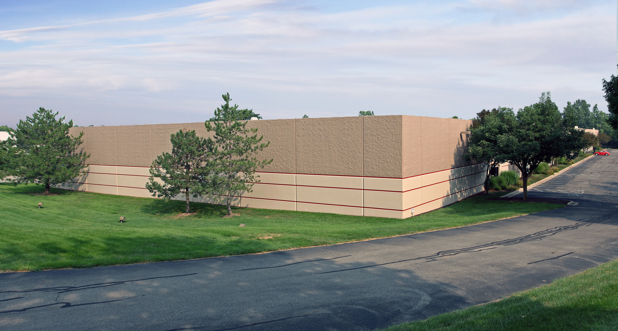 635-671 Bellbrook Ave, Xenia, OH for lease Primary Photo- Image 1 of 4