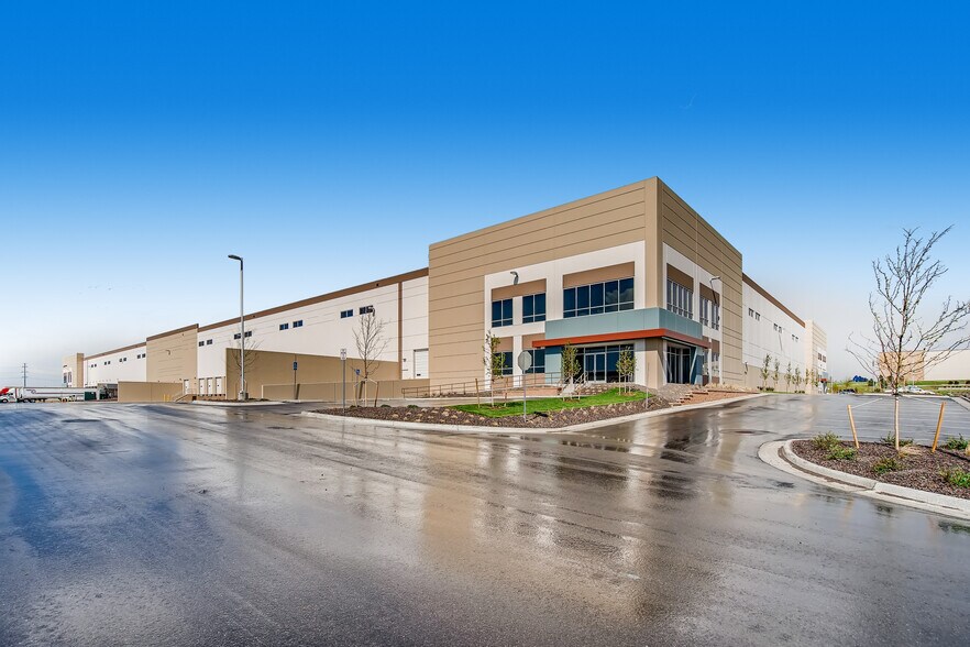 19900 E 23rd Ave, Aurora, CO for sale - Building Photo - Image 1 of 1