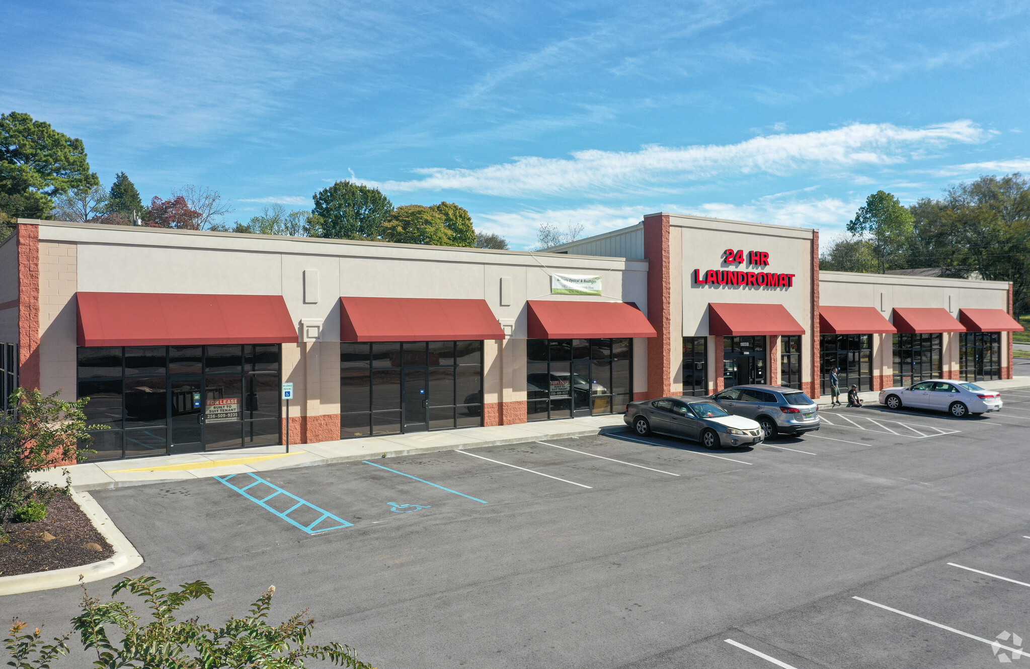 11823 Memorial Pky, Huntsville, AL for lease Primary Photo- Image 1 of 6