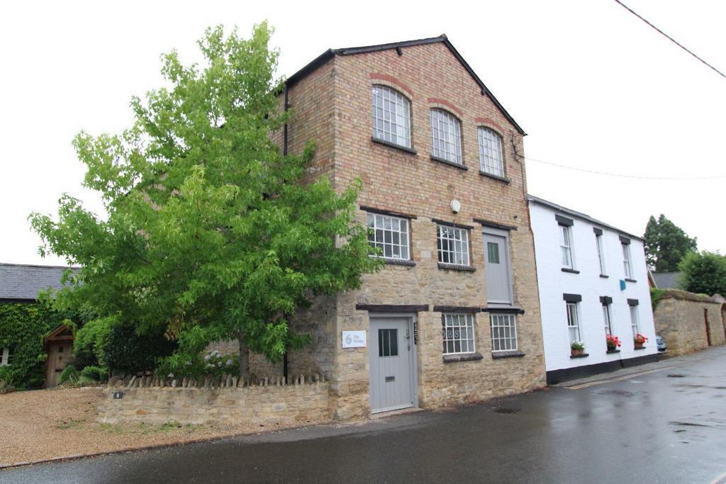 6 West St, Olney for sale Primary Photo- Image 1 of 9