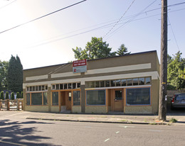 Maker's Space on NE Dekum with Bar and Patio - Warehouse