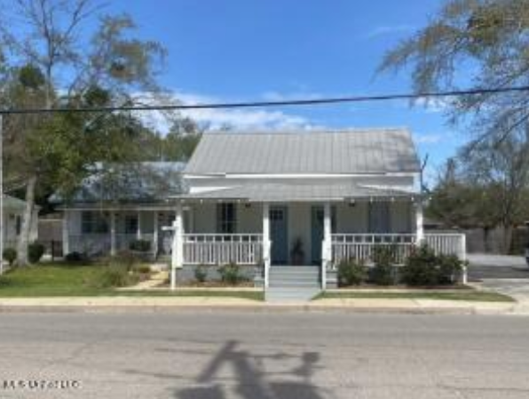 1709 Government St, Ocean Springs, MS 39564 - Government Street ...