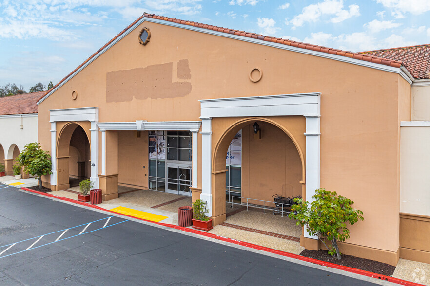 390 E H St, Chula Vista, CA for lease - Building Photo - Image 1 of 4