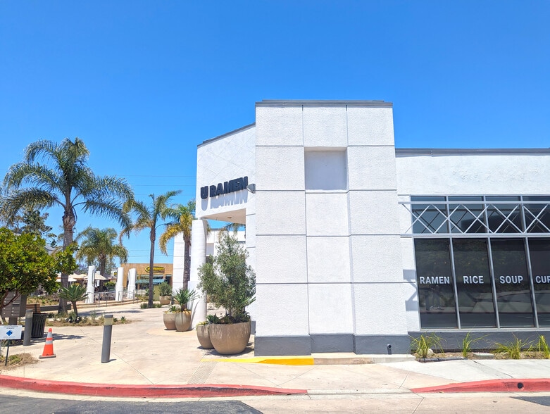2350 Vineyard Ave, Oxnard, CA for lease - Building Photo - Image 3 of 8