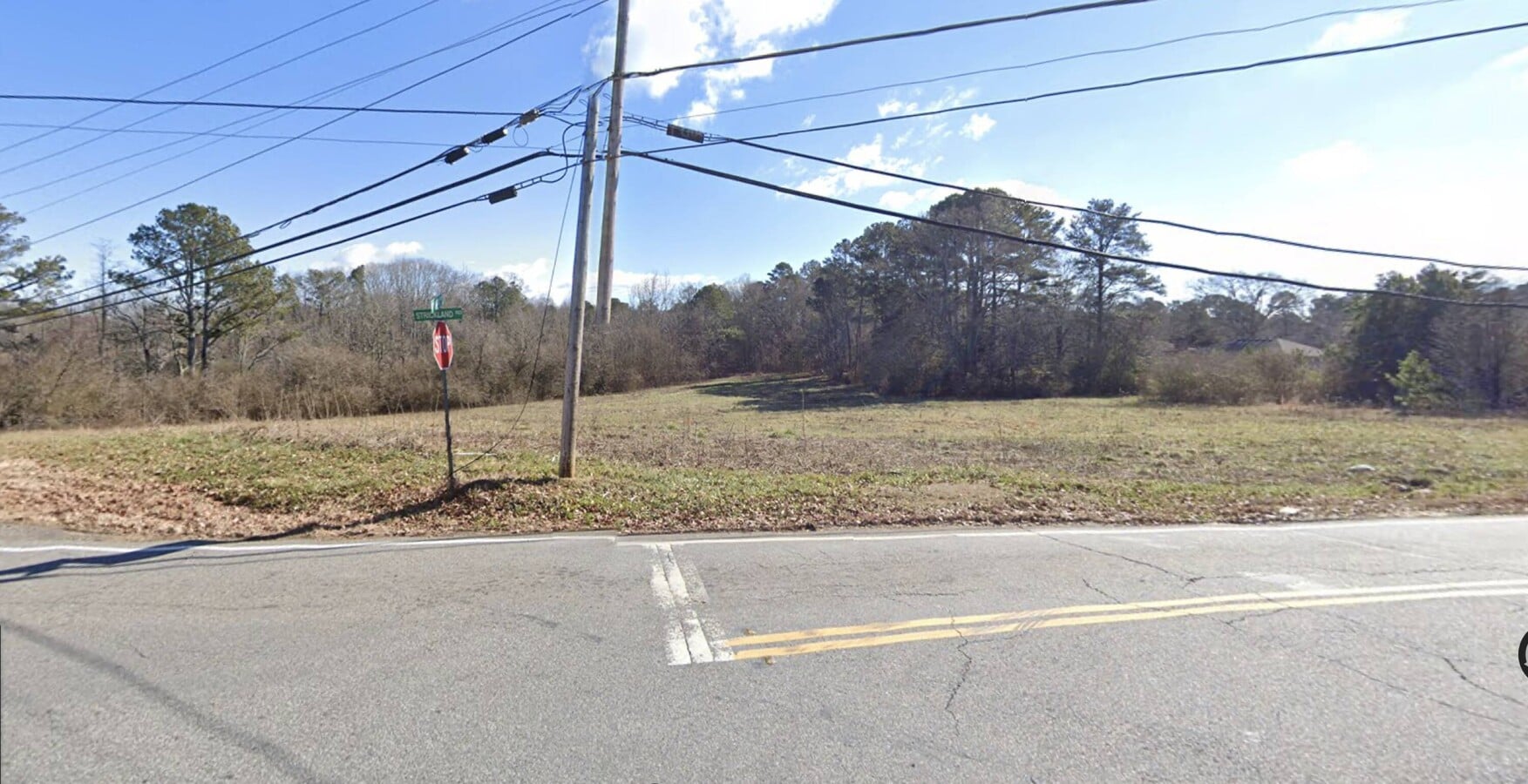 135 Strickland Rd, Alpharetta, GA 30004