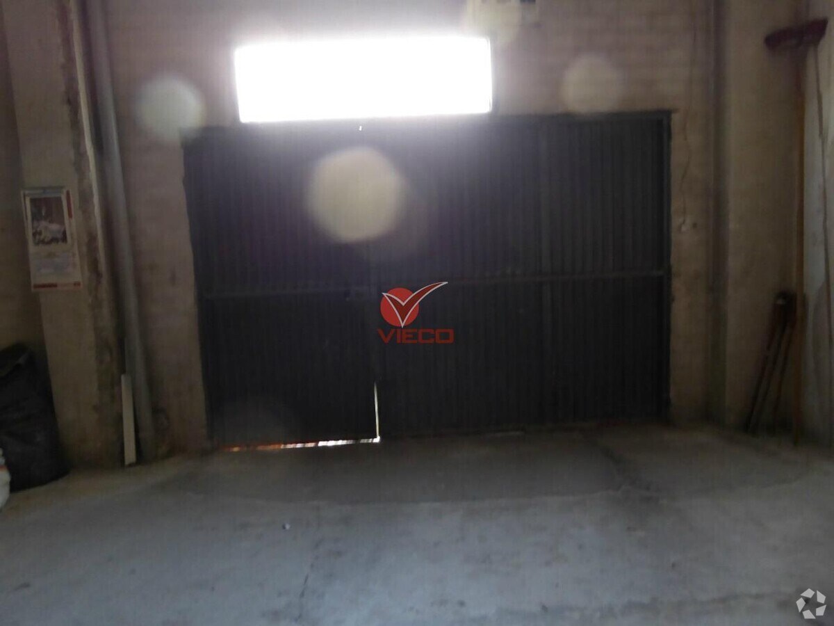 Cuenca, CUE 16003 - Unit Puerta 05, Esc. E - - Interior Photo - Image 2 of 3