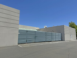 424 Aviation Blvd, Santa Rosa, CA for lease Building Photo- Image 2 of 4