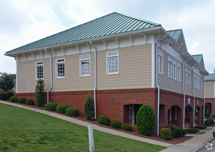 37 Calumet Unit 103 Lullwater Circle, Newnan, GA for lease - Building Photo - Image 2 of 5