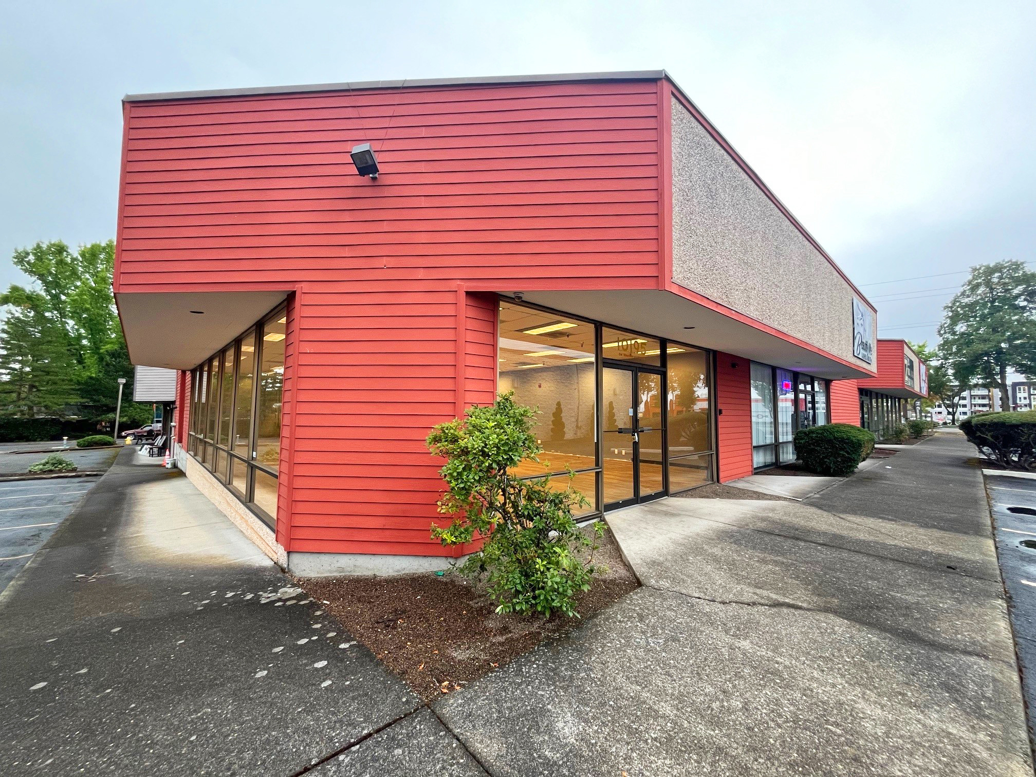 10195-10205 SW Beaverton-hillsdale Hwy, Beaverton, OR for lease Building Photo- Image 1 of 12