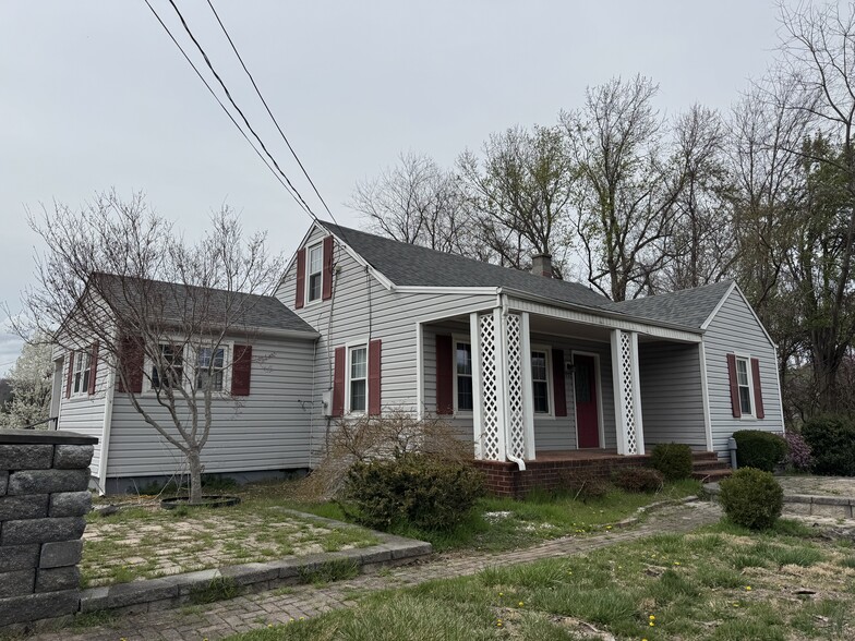 1932 Spring Hill Rd, Staunton, VA for sale - Building Photo - Image 1 of 22