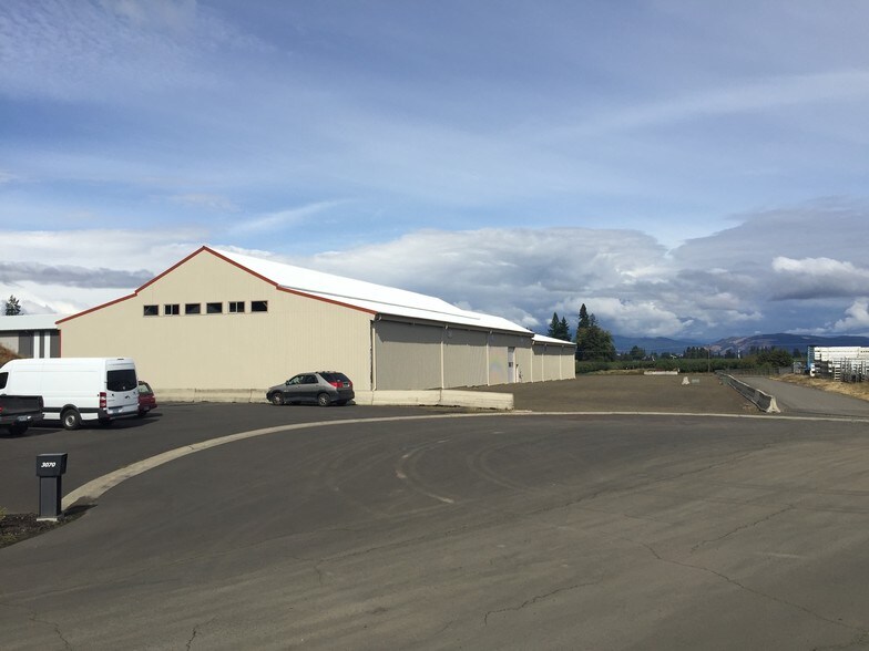 3200 Lower Mill Dr, Hood River, OR for sale - Primary Photo - Image 1 of 1