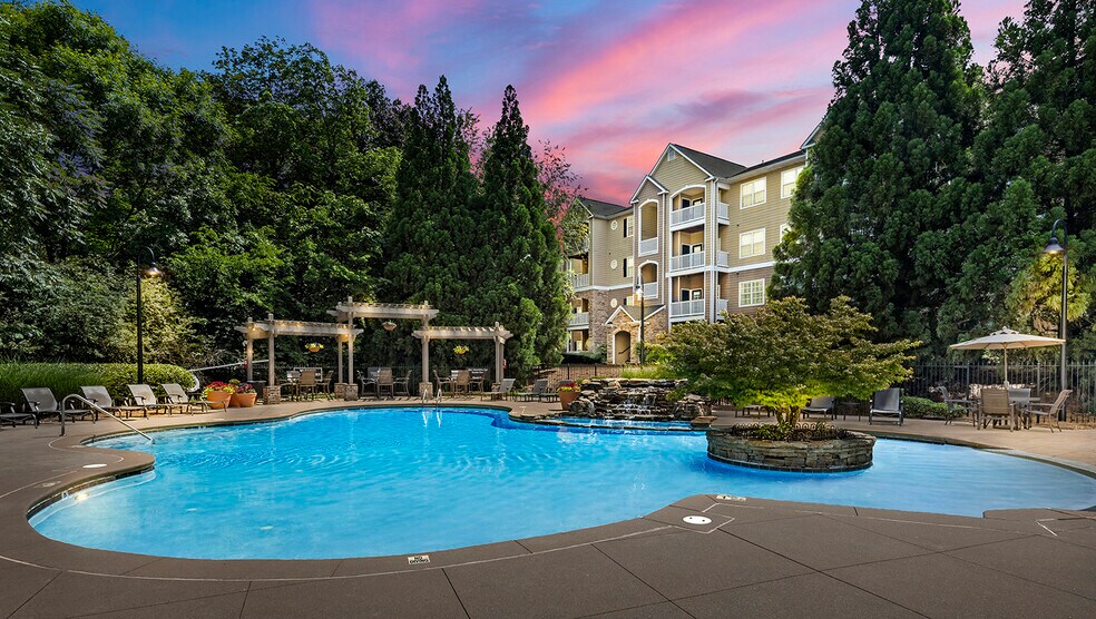 6500 Walden Run Cir, Huntsville, AL for sale - Building Photo - Image 1 of 1