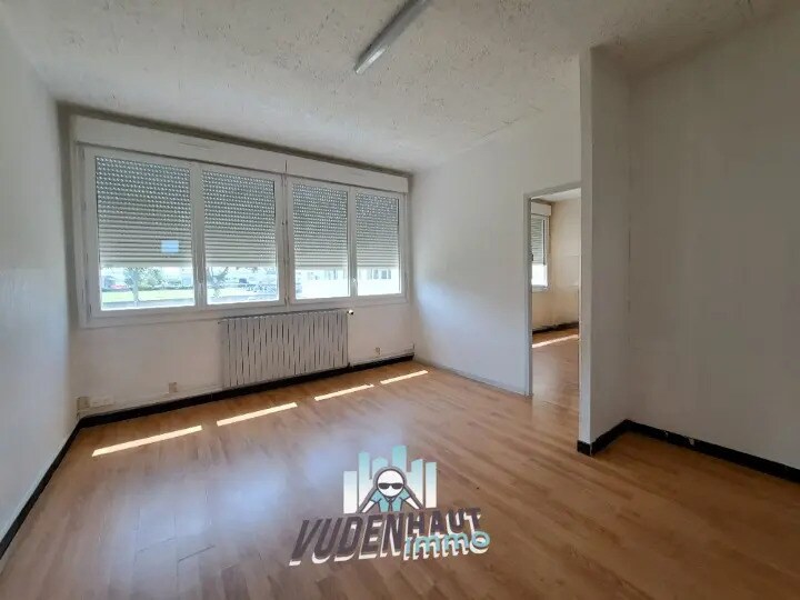 Office in Portet-sur-Garonne for lease - Interior Photo - Image 2 of 12