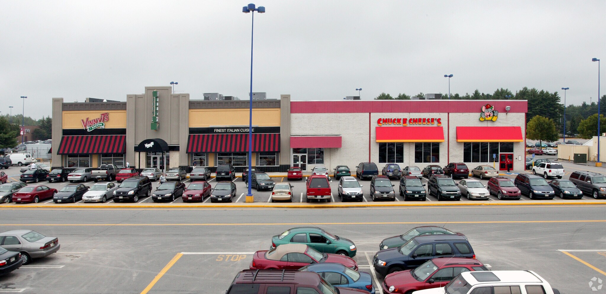 364 Maine Mall Rd, South Portland, ME, 04106 Retail Space For Lease