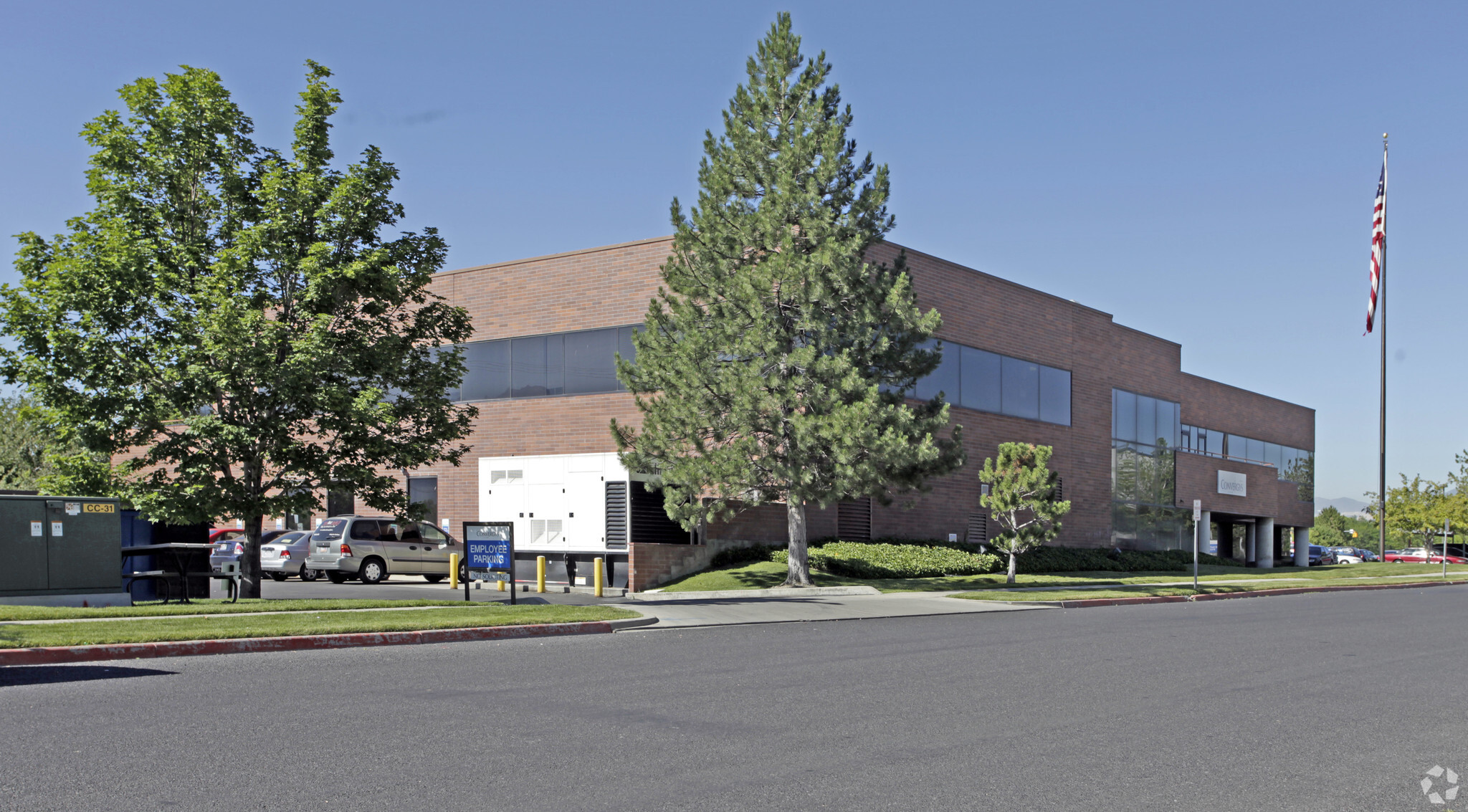 995 W Levoy Dr, Taylorsville, UT for lease Building Photo- Image 1 of 4