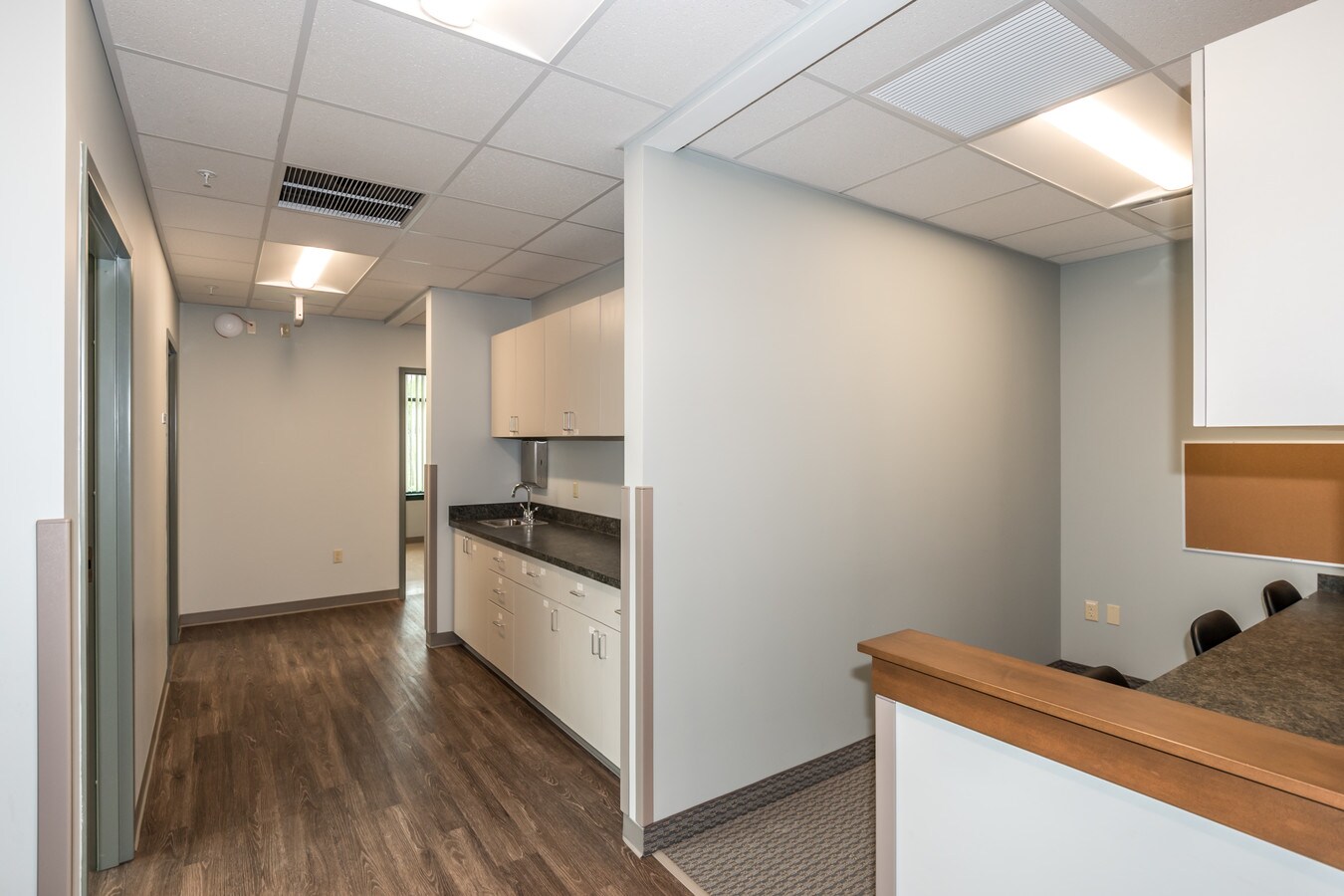 10 Birdseye Rd, Farmington, CT 06032