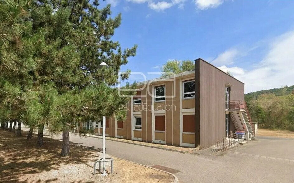 Office in Frouard for lease - Building Photo - Image 3 of 3