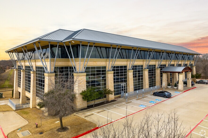 2150 S Central Expy, McKinney, TX for lease - Building Photo - Image 1 of 11