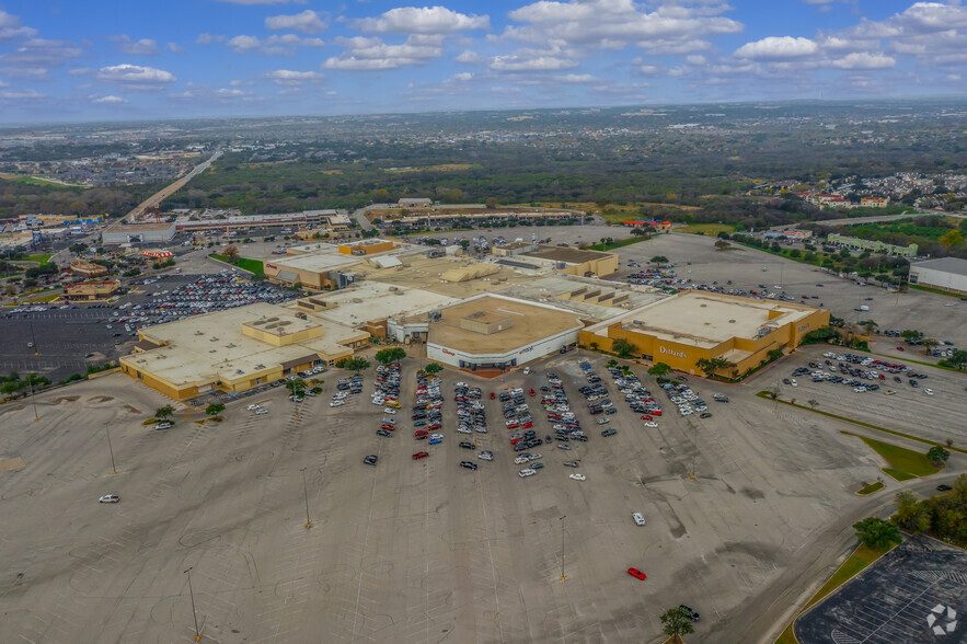 6301 NW Loop 410, San Antonio, TX for sale - Building Photo - Image 3 of 3