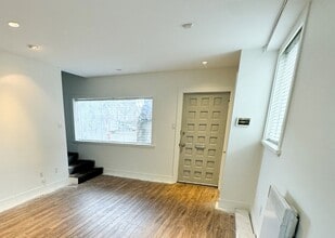541 Herald St, Victoria, BC for lease Interior Photo- Image 2 of 2