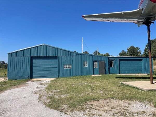 371971 W 51 Hwy, Mannford, OK for sale - Building Photo - Image 1 of 10