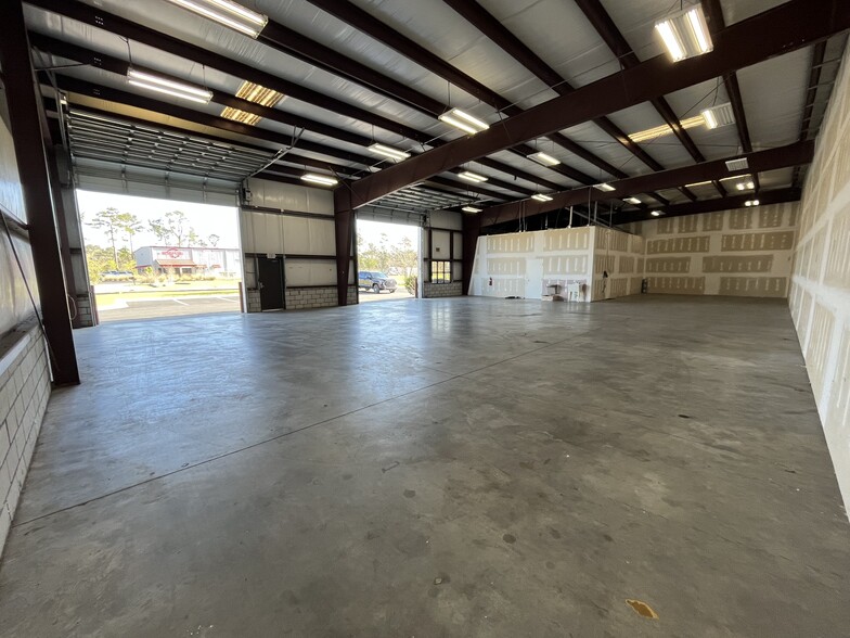 10162 Bellwright Rd, Summerville, SC for lease - Interior Photo - Image 3 of 7