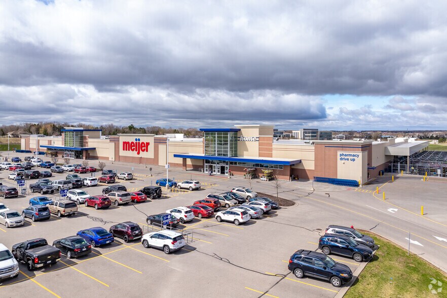 3801 N Richmond St, Appleton, WI for sale - Primary Photo - Image 1 of 1