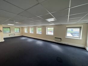 Follingsby Park, Gateshead for lease Interior Photo- Image 2 of 2