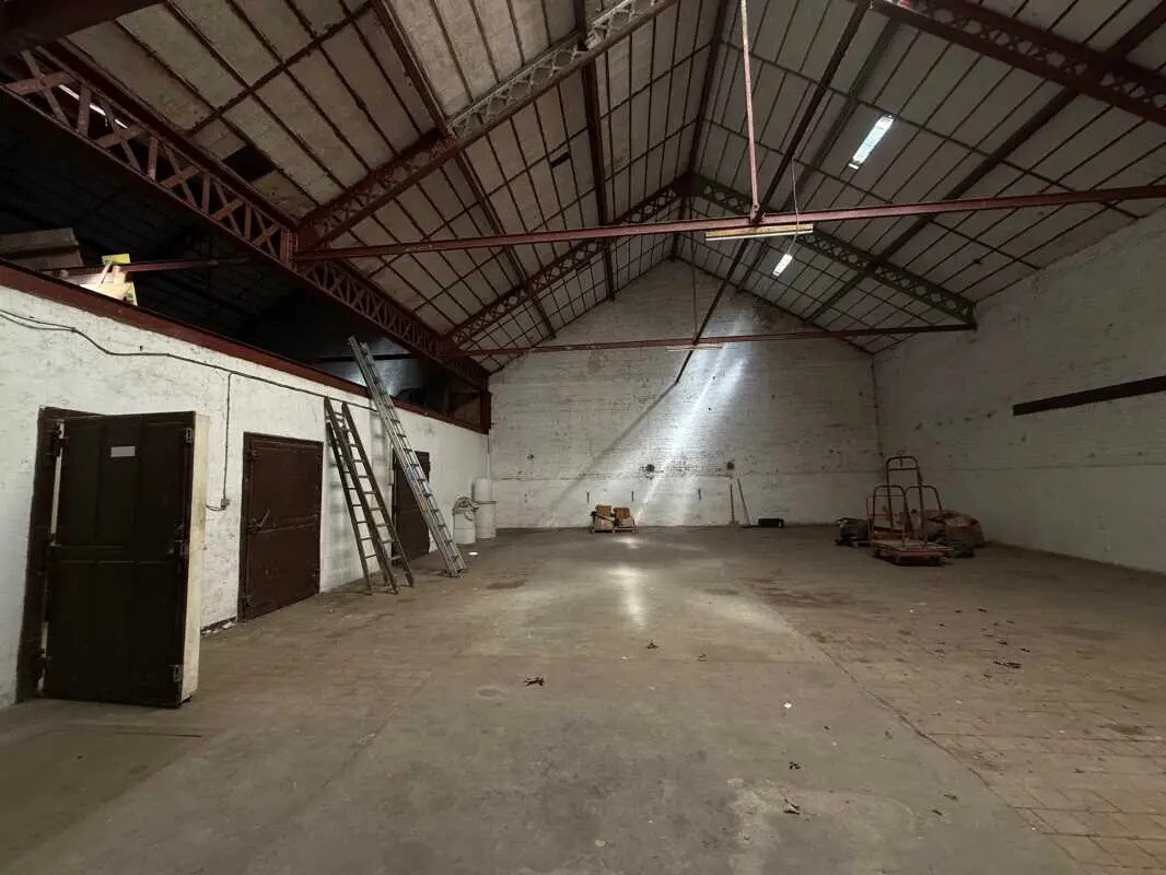 Industrial in Lille for sale Interior Photo- Image 1 of 7