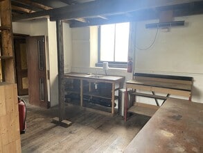 4 Chapel St, Clitheroe for lease Interior Photo- Image 1 of 3