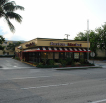 1500 S Federal Hwy, Fort Lauderdale FL - Drive Through Restaurant