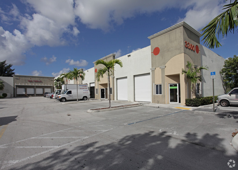 3300 NW 112th Ave, Miami, FL 33172 - Sakhil Center at Doral | LoopNet