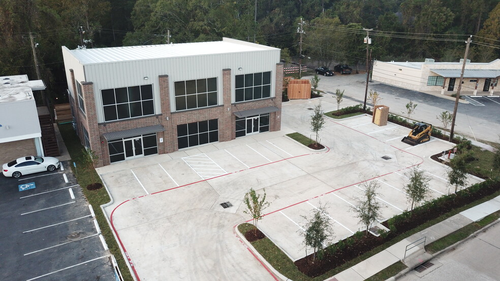 8399 Westview Dr, Houston, TX for lease - Building Photo - Image 2 of 9