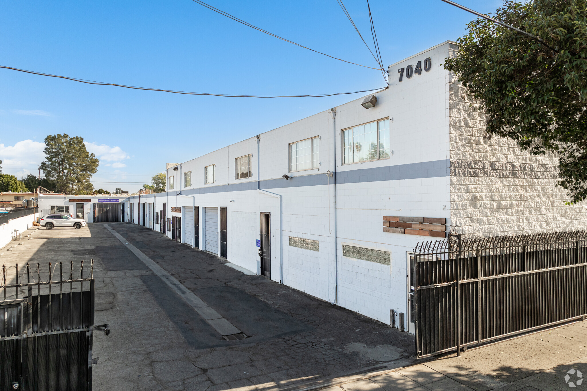 7040 Darby Ave, Reseda, CA for sale Building Photo- Image 1 of 17