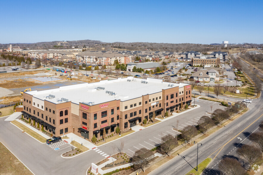 125 Saundersville Rd, Hendersonville, TN for lease - Aerial - Image 2 of 8