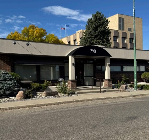 290 10 St N, Lethbridge, AB for lease - Primary Photo - Image 1 of 1