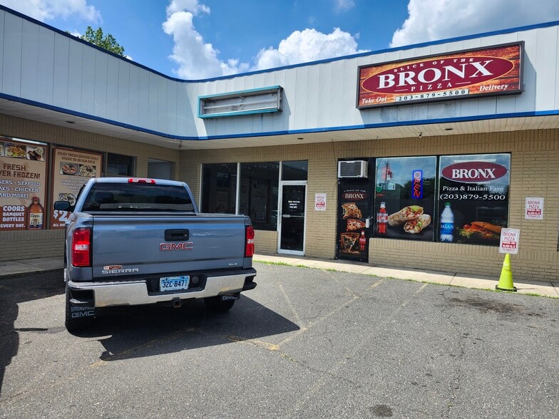 1457 Meriden Rd, Waterbury, CT for lease - Building Photo - Image 1 of 7