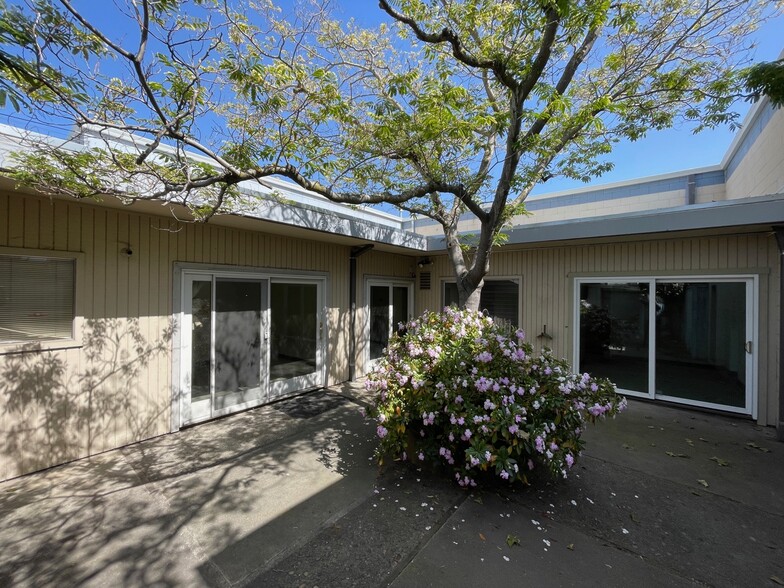 722 Camelia St, Berkeley, CA 94710 - Industrial for Sale | LoopNet