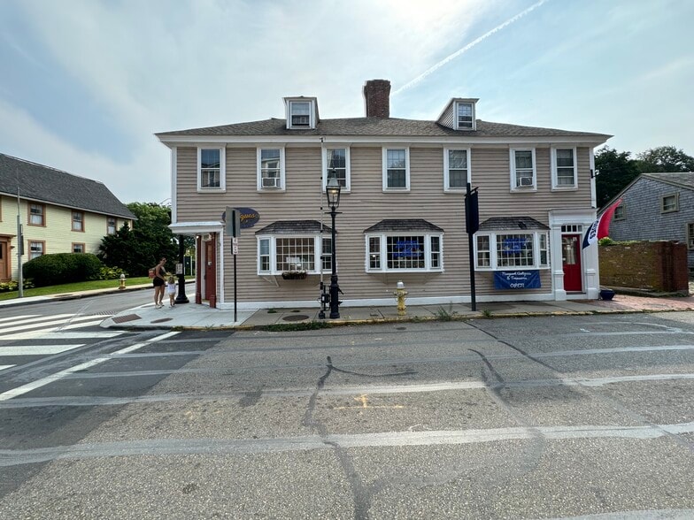 62 Spring St, Newport, RI for lease - Building Photo - Image 1 of 1
