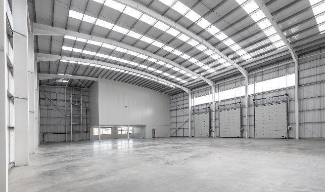 Manor Way, Rainham for lease Interior Photo- Image 1 of 1