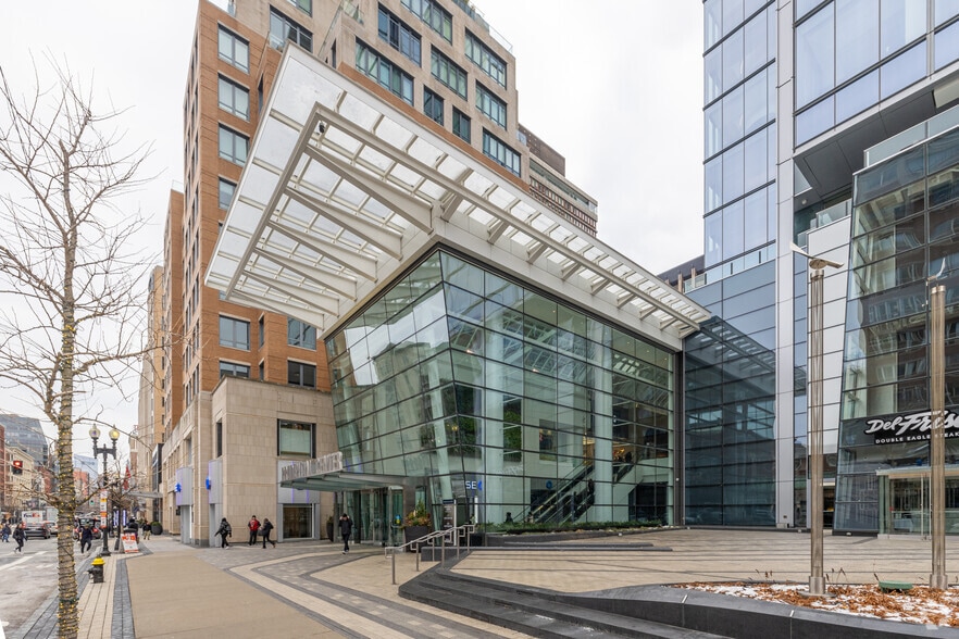 800 Boylston St, Boston, MA for lease - Building Photo - Image 2 of 5