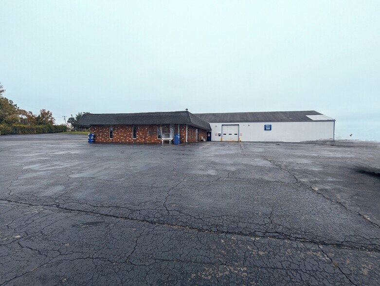 768 State Route 13, Marissa, IL for sale - Primary Photo - Image 1 of 1