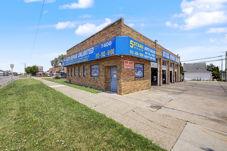 7400 Greenfield Rd, Dearborn, MI for lease - Building Photo - Image 2 of 35