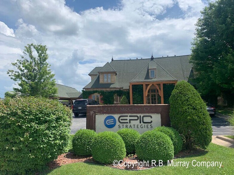 4136 S McCann Ct, Springfield, MO for sale - Building Photo - Image 1 of 1