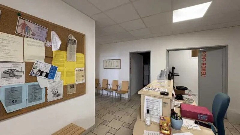 Office in Olivet for sale - Interior Photo - Image 3 of 12