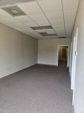 4303 Vineland Rd, Orlando, FL for lease Lobby- Image 1 of 7