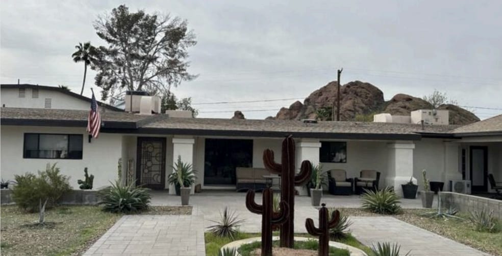 5926 E Wilshire Dr, Scottsdale, AZ for sale - Primary Photo - Image 1 of 1