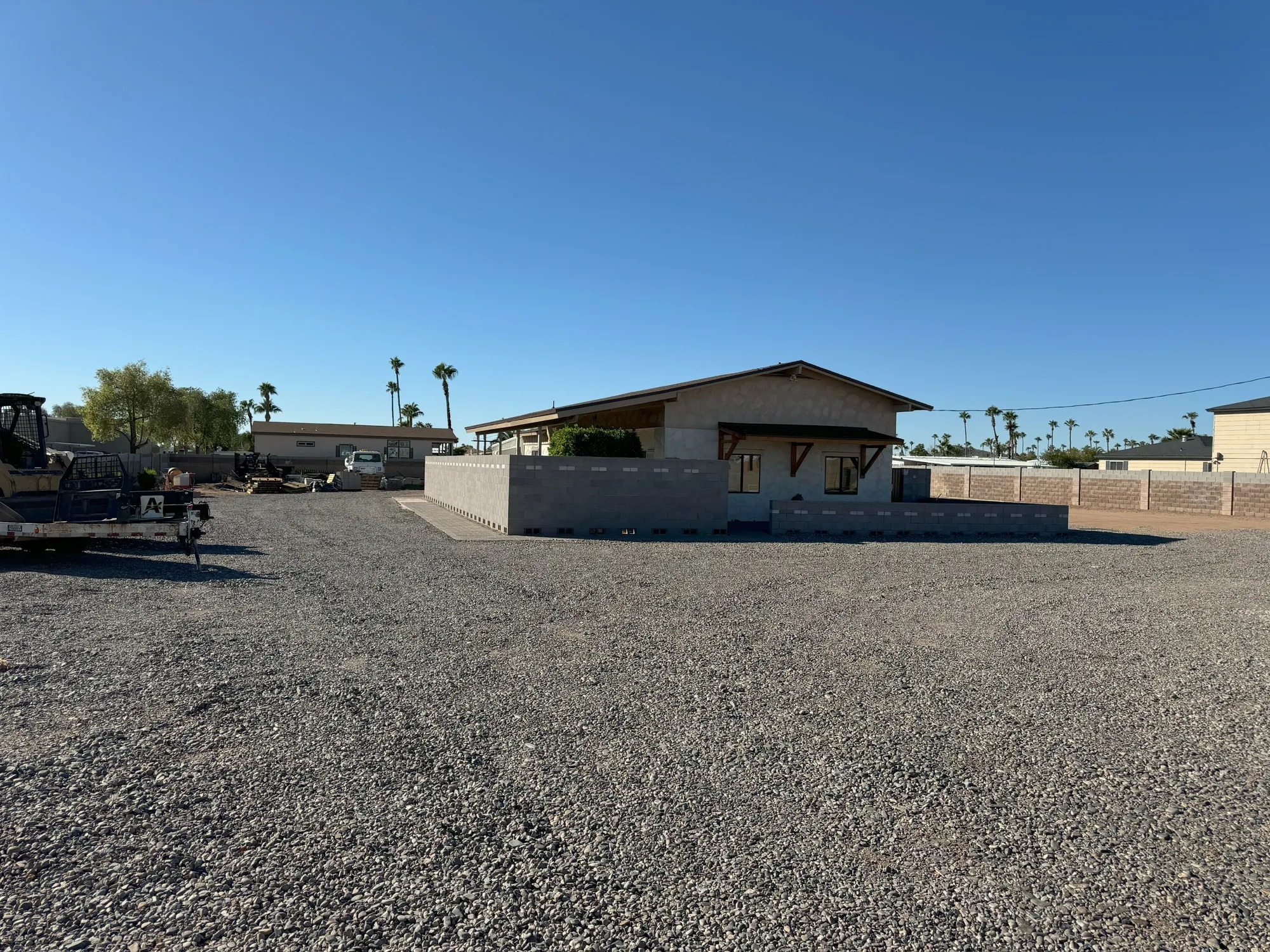 52 N Meridian Dr, Apache Junction, AZ for sale Primary Photo- Image 1 of 16